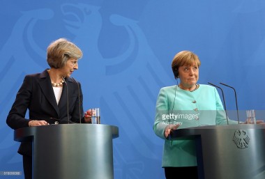 Тереза Мэй не смогла выстроить отношения с Ангелой Меркель, что осложняет процесс выхода Британии из ЕС