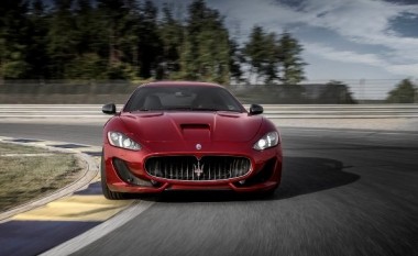 Maserati      GranTurismo ()