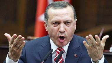 Эрдоган пригрозил новыми ударами по позициям курдов в Сирии и Ираке