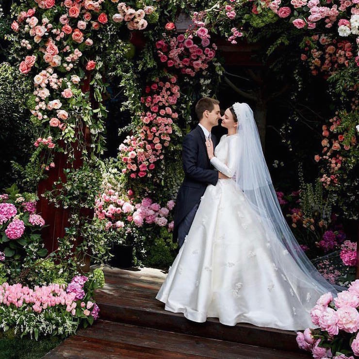 Как Грейс Келли: 34-летняя Миранда Керр впервые показала фото со свадьбы