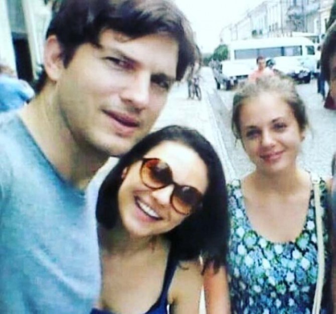 Мила Кунис и Эштон Катчер посетили Украину (ФОТО)