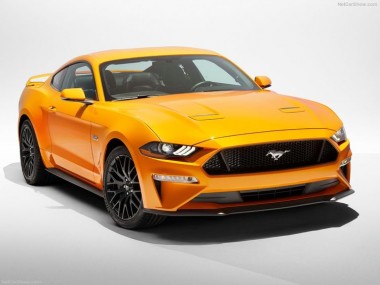 Ford Mustang GT 2018    ()