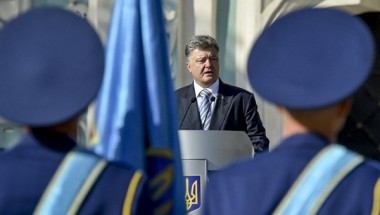 Порошенко шикарно поздравил с Днем Независимости Украины и потроллил Путина