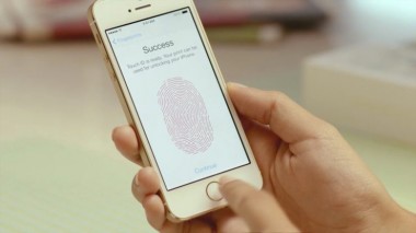  ,  Apple    Touch ID