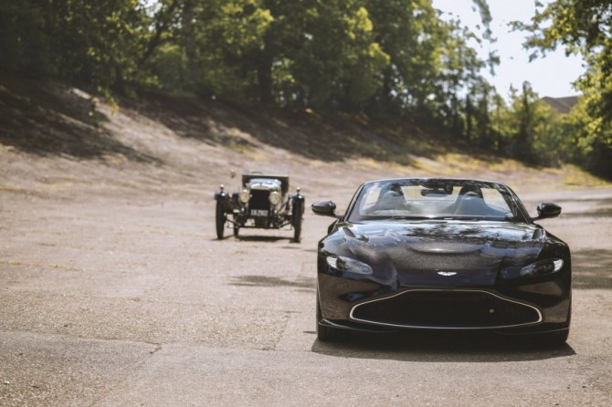 Aston Martin презентовал особый родстер Vantage в честь 100-летия модели A3