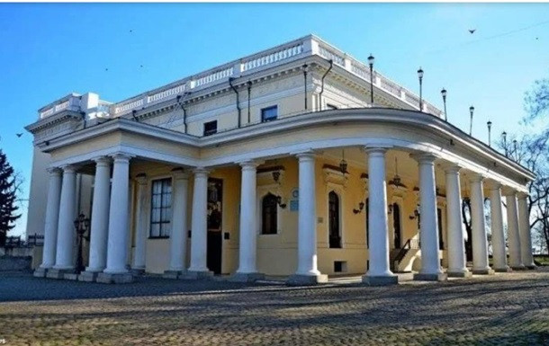 В Одесі ворожі ракети пошкодили Воронцовський палац