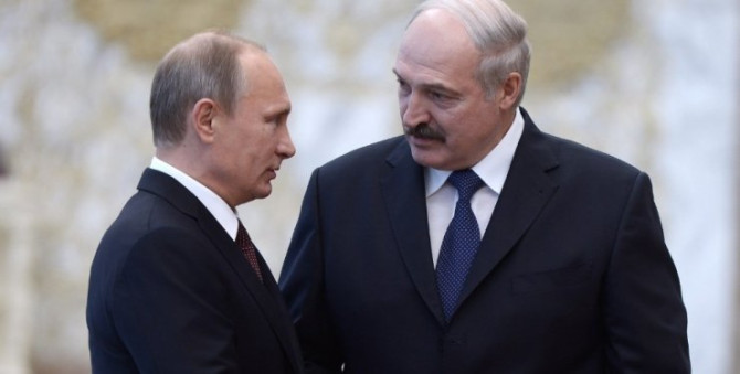 Навіщо Путін втягує Лукашенка у війну
