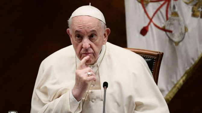 Папа римський Франциск вважає існування ядерної зброї аморальним