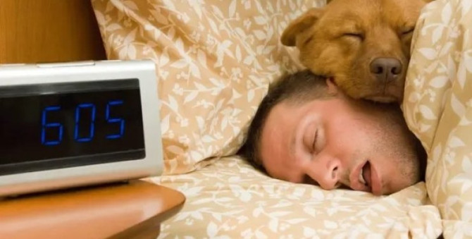 Вчені виявили, що взимку людям потрібно більше сну, ніж влітку