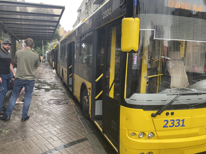 Стало відомо, чи буде транспорт у Києві працювати під час тривоги