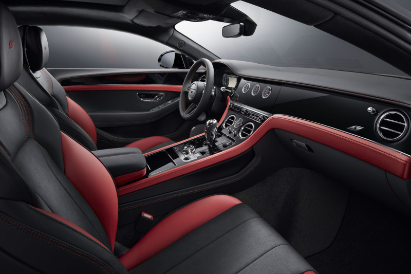 Спортивний комфорт у Bentley Continental GT S: як він забезпечує комфортне водіння навіть на великій швидкості