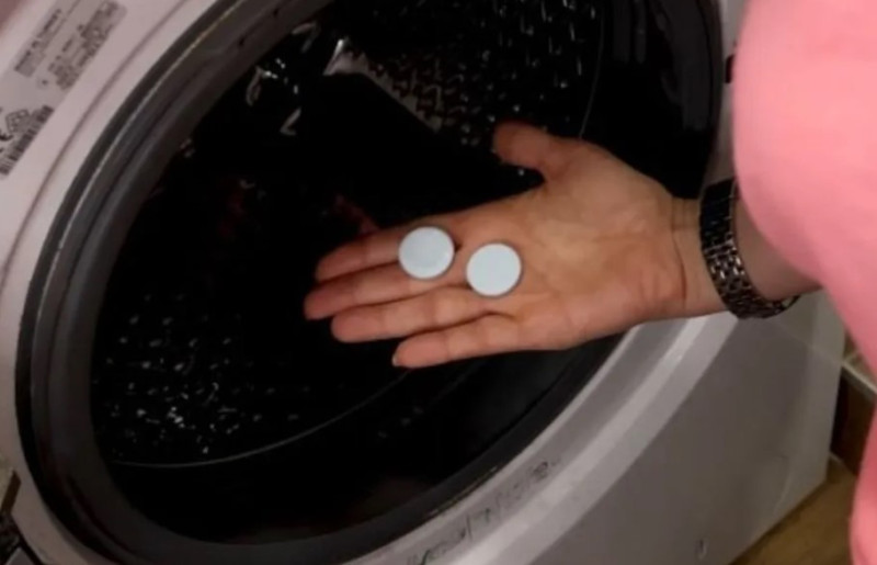 Всього 2 таблетки з аптеки витягнуть увесь багаторічний бруд із пральної машинки